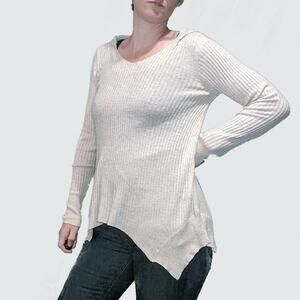 Hem & Thread Cream Hooded pullover Sweater Shark Bite hem Size Small